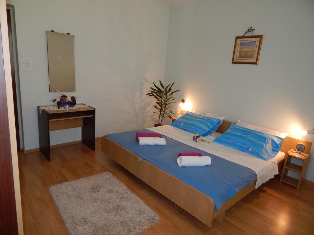 Apartment Strmac ลาบิน ห้อง รูปภาพ